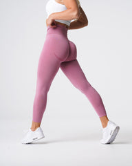 Pastel Pink Curve Seamless Leggings Pastel Pink | NVGTN Outlet