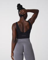 Black Essence Bra Black | NVGTN New
