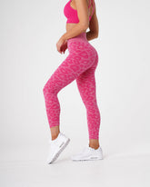 Fuchsia Leopard Seamless Leggings Fuchsia | NVGTN Near Me