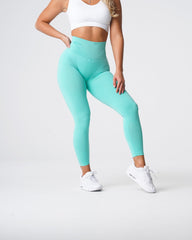 Mint Curve Seamless Leggings Mint | NVGTN Near Me