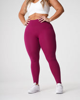 Berry Signature 2.0 Leggings Berry | NVGTN New