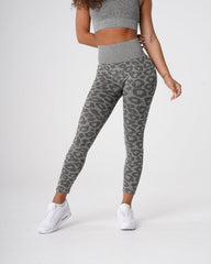 Khaki Green Leopard Seamless Leggings Khaki Green | NVGTN Sale