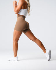 Mocha Signature 2.0 Shorts Mocha | NVGTN Online Shop