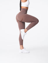 Cocoa Curve Seamless Leggings Cocoa | NVGTN Online