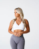 White Pursuit Seamless Bra White | NVGTN New