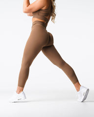 Mocha Signature 2.0 Leggings Mocha | NVGTN New