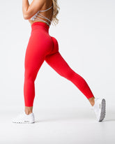 Scarlet Solid Seamless Leggings Scarlet | NVGTN New