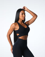 Black Rise Seamless Bra Black | NVGTN US