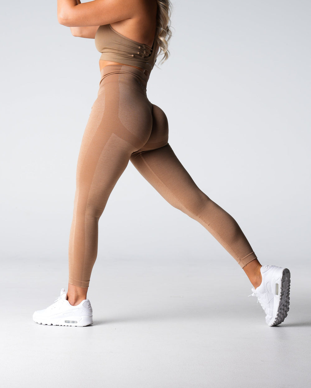 Beige Performance Seamless Leggings Beige | NVGTN Sale