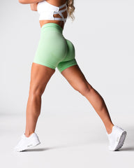 Pistachio Contour Seamless Shorts Pistachio | NVGTN Online