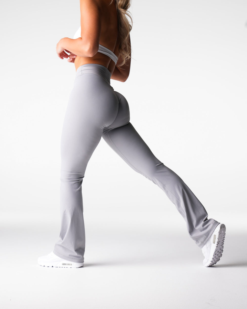 Dove Effortless Flare Leggings Dove | NVGTN Online