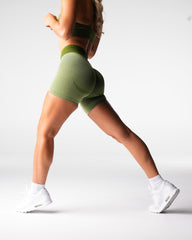 Meadow Knockout Seamless Shorts Meadow | NVGTN US