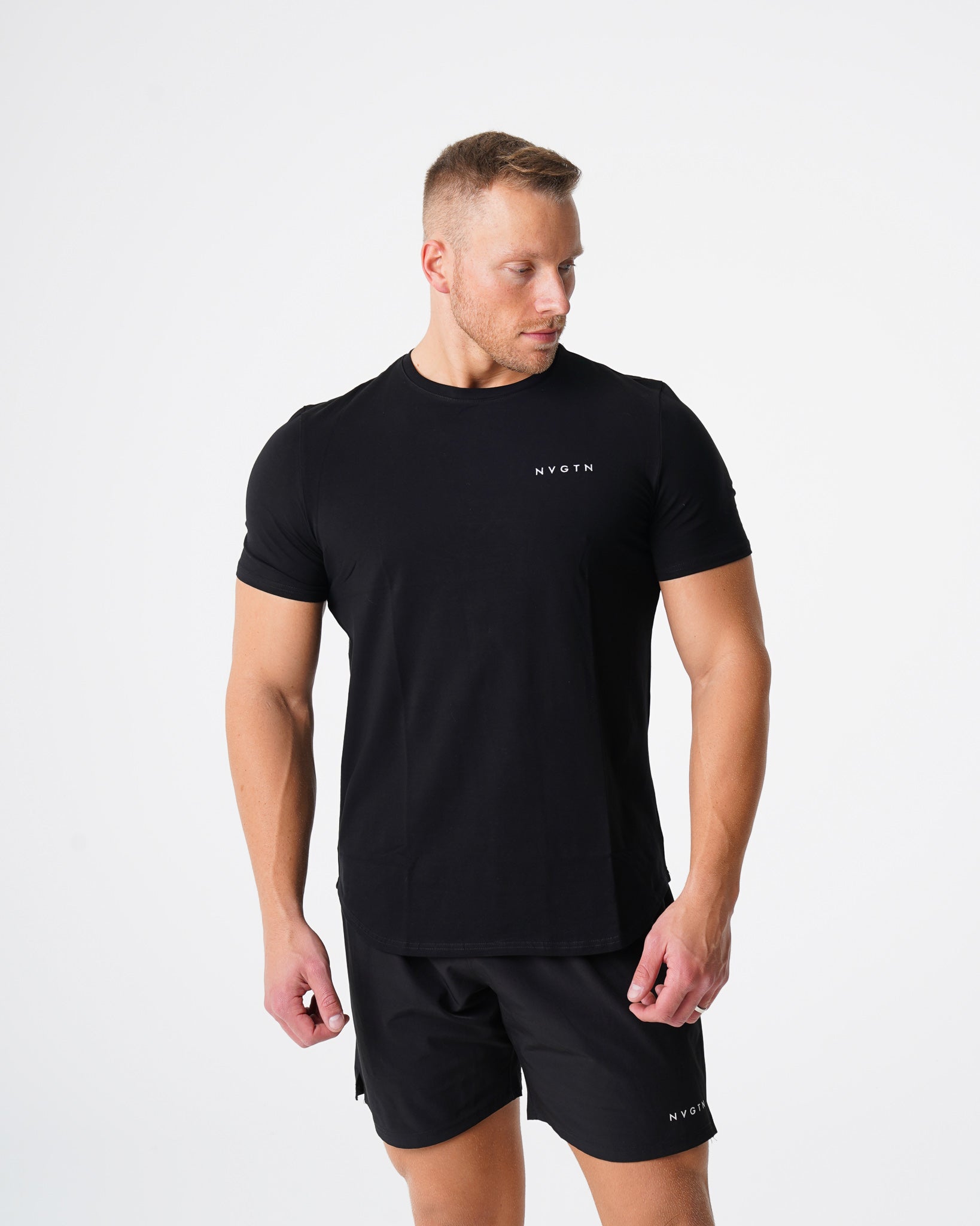 Black Pulse Fitted Tee Black | NVGTN Discount