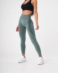 Forest Green Contour Seamless Leggings Forest Green | NVGTN For Sale