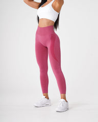 Crimson Contour Seamless Leggings Crimson | NVGTN Near Me