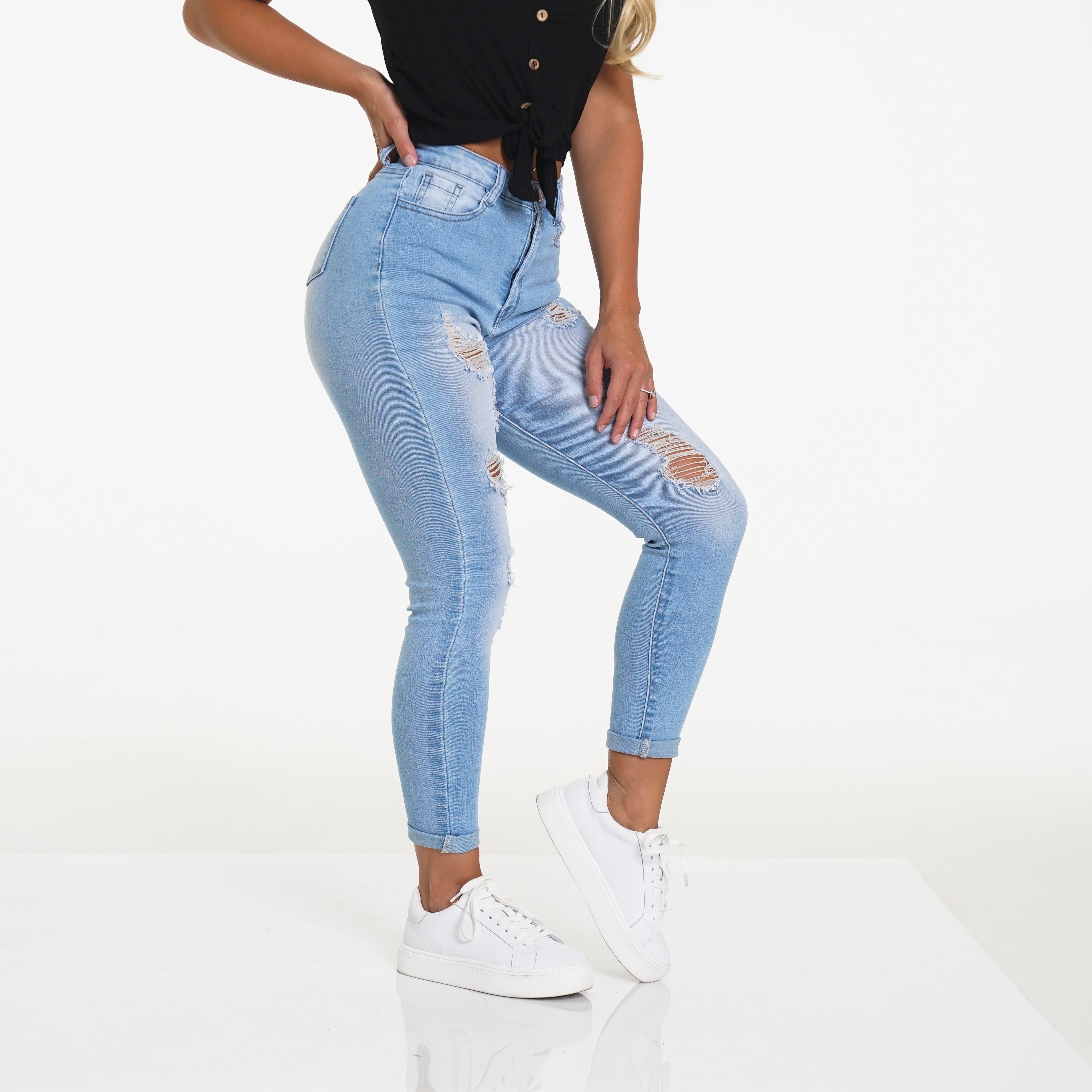 Navishape Light Wash Ripped Jeans Light Wash | NVGTN Near Me