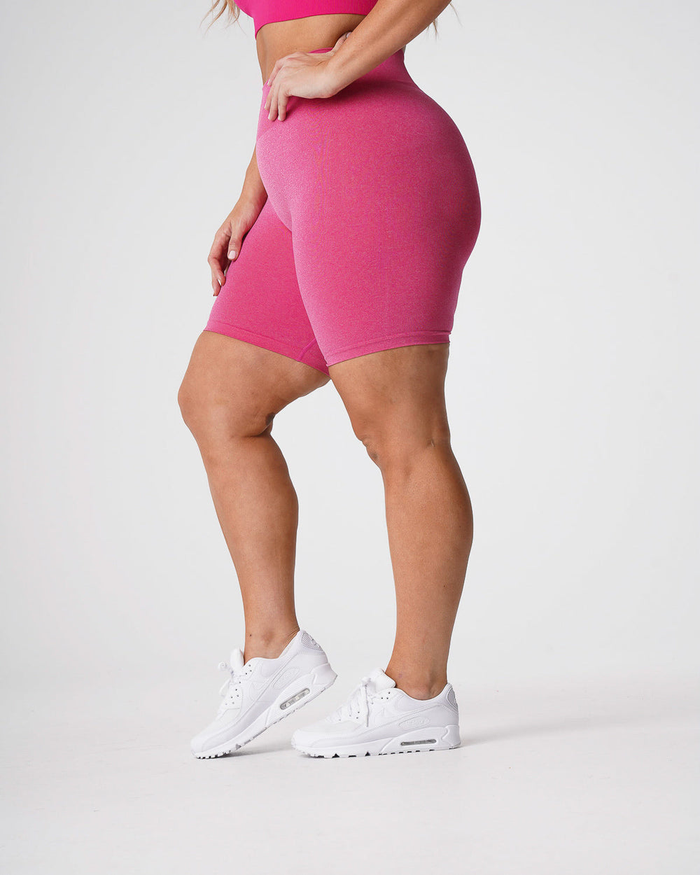 Fuchsia Pro Seamless Shorts Fuchsia | NVGTN For Sale
