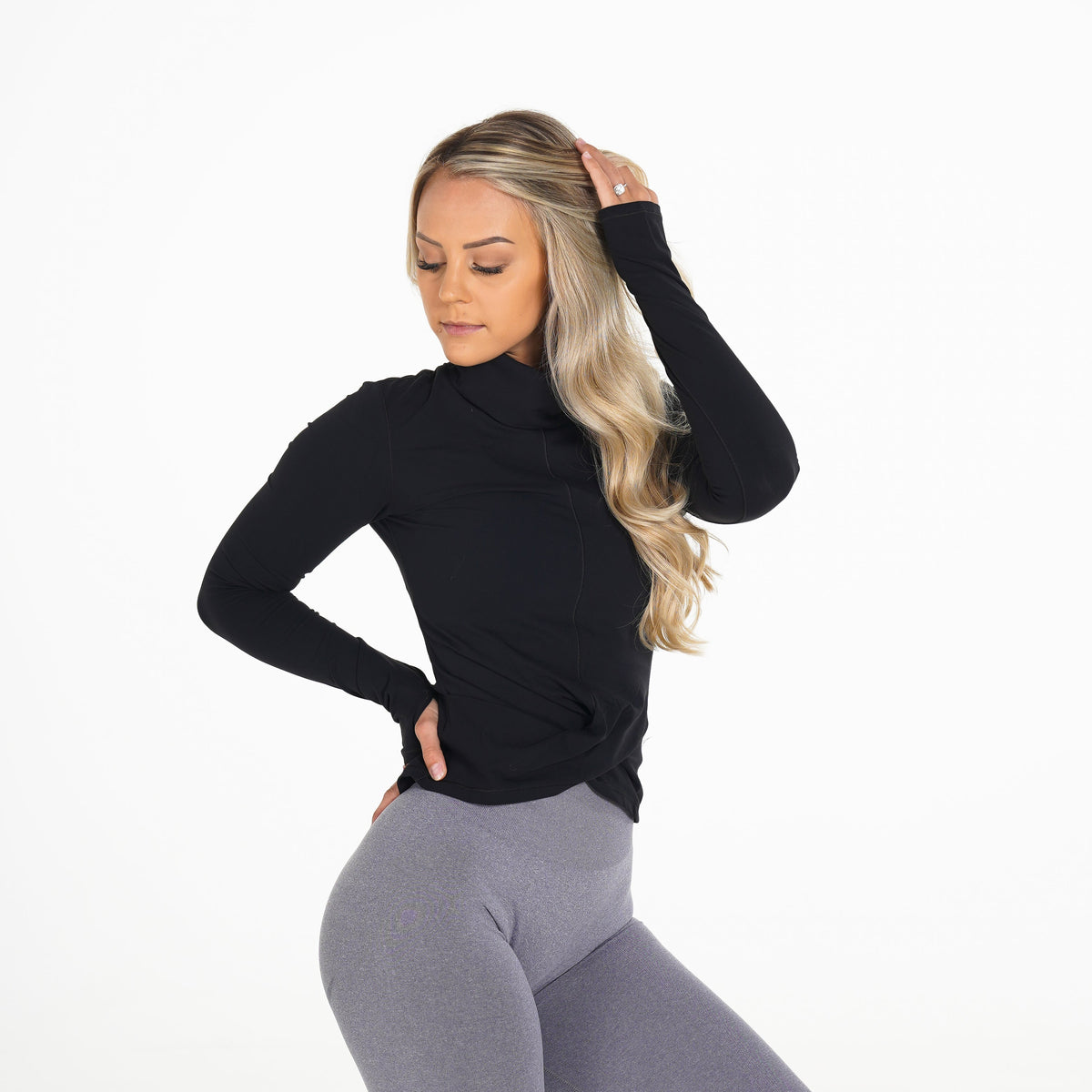 Black Focus Pullover Black | NVGTN Online