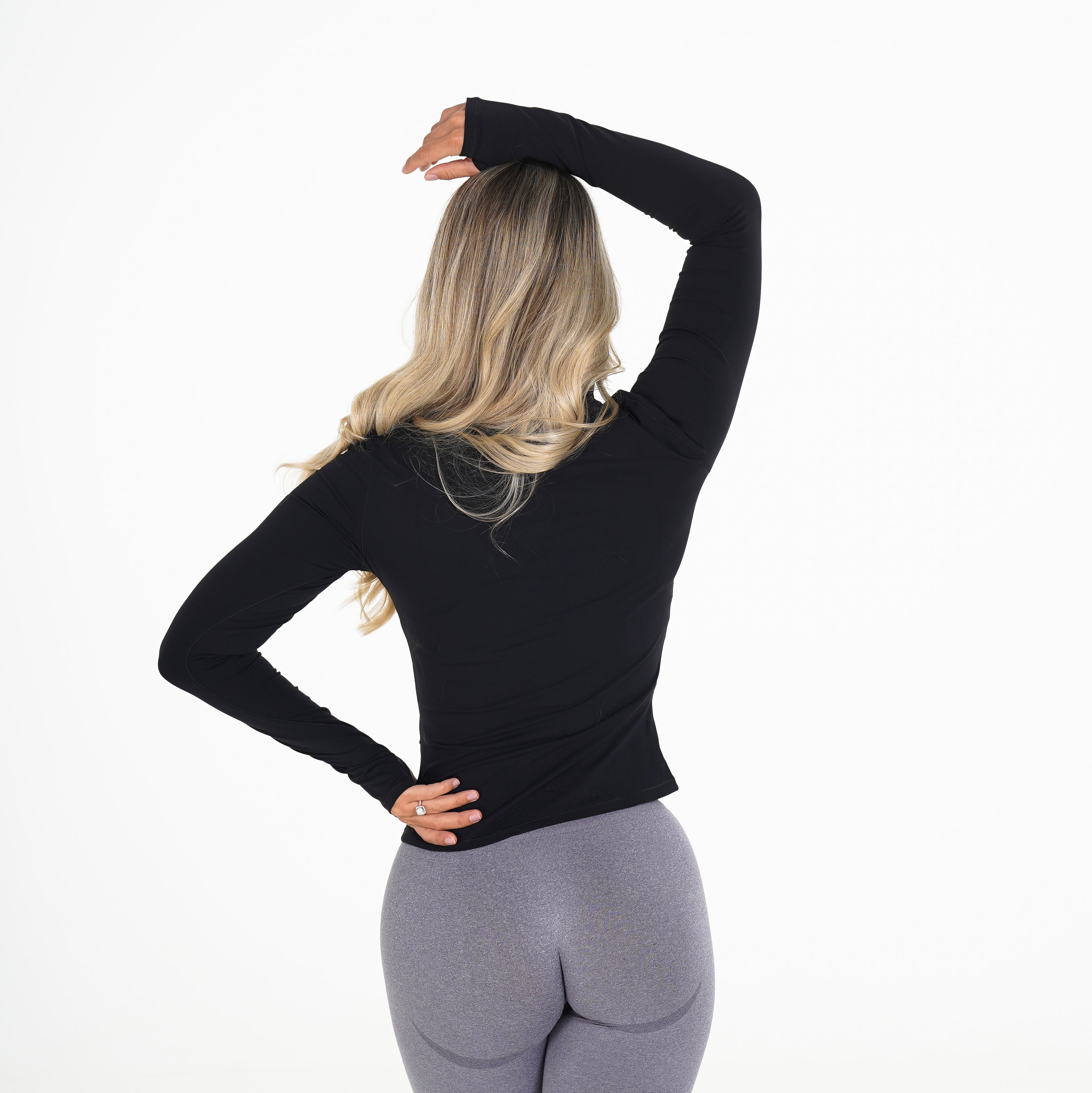 Black Focus Pullover Black | NVGTN Online