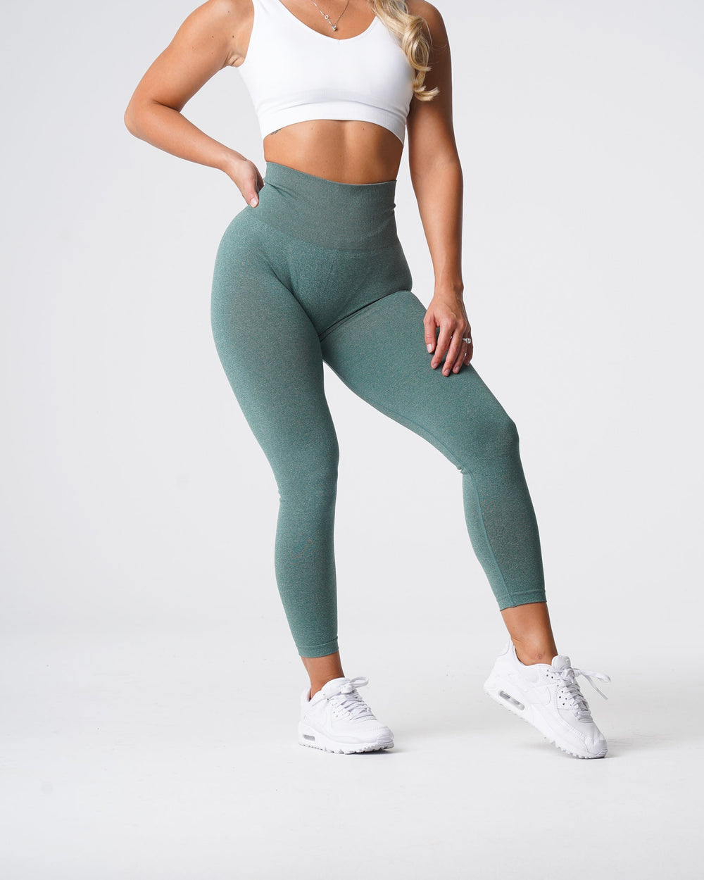 Forest Green Curve Seamless Leggings Forest Green | NVGTN Online
