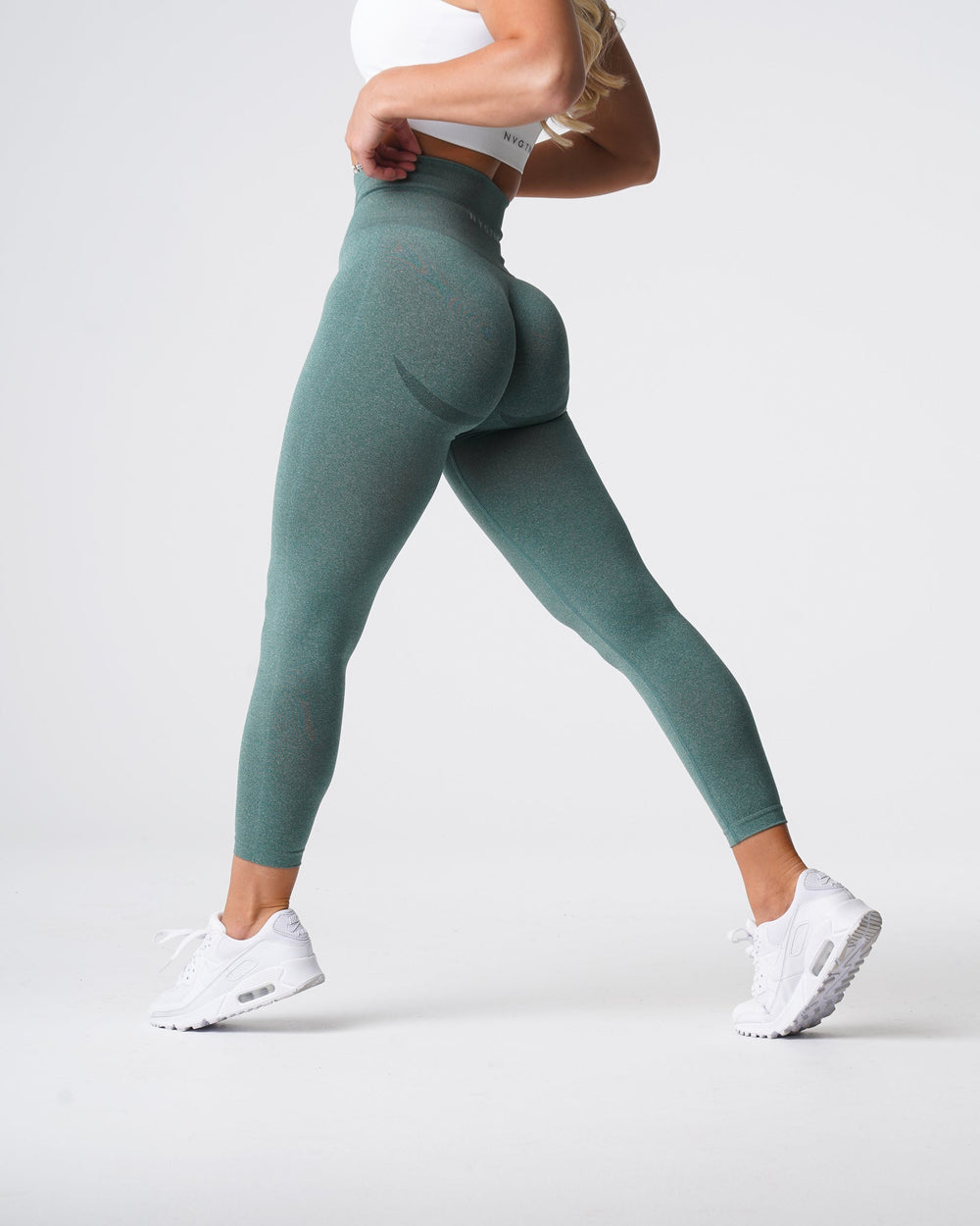 Forest Green Curve Seamless Leggings Forest Green | NVGTN Online