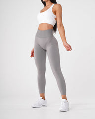 Light Grey Solid Seamless Leggings Light Grey | NVGTN Online