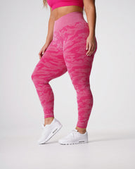 Fuchsia Camo Seamless Leggings Fuchsia | NVGTN New