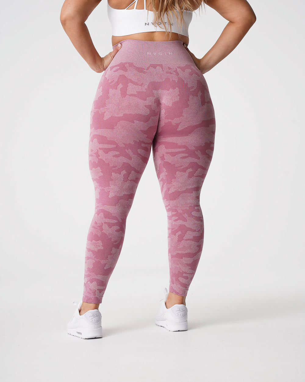 Pastel Pink Camo Seamless Leggings Pastel Pink | NVGTN Near Me