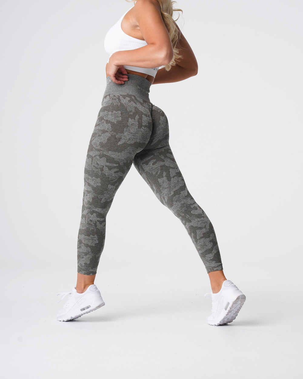 Khaki Green Camo Seamless Leggings Khaki Green | NVGTN Sale