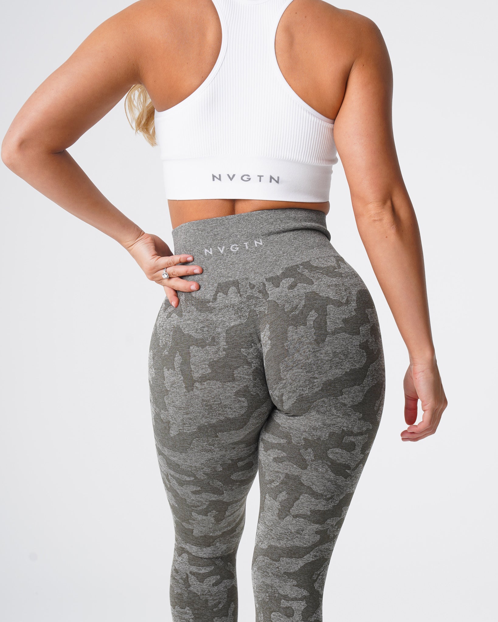 Khaki Green Camo Seamless Leggings Khaki Green | NVGTN Sale