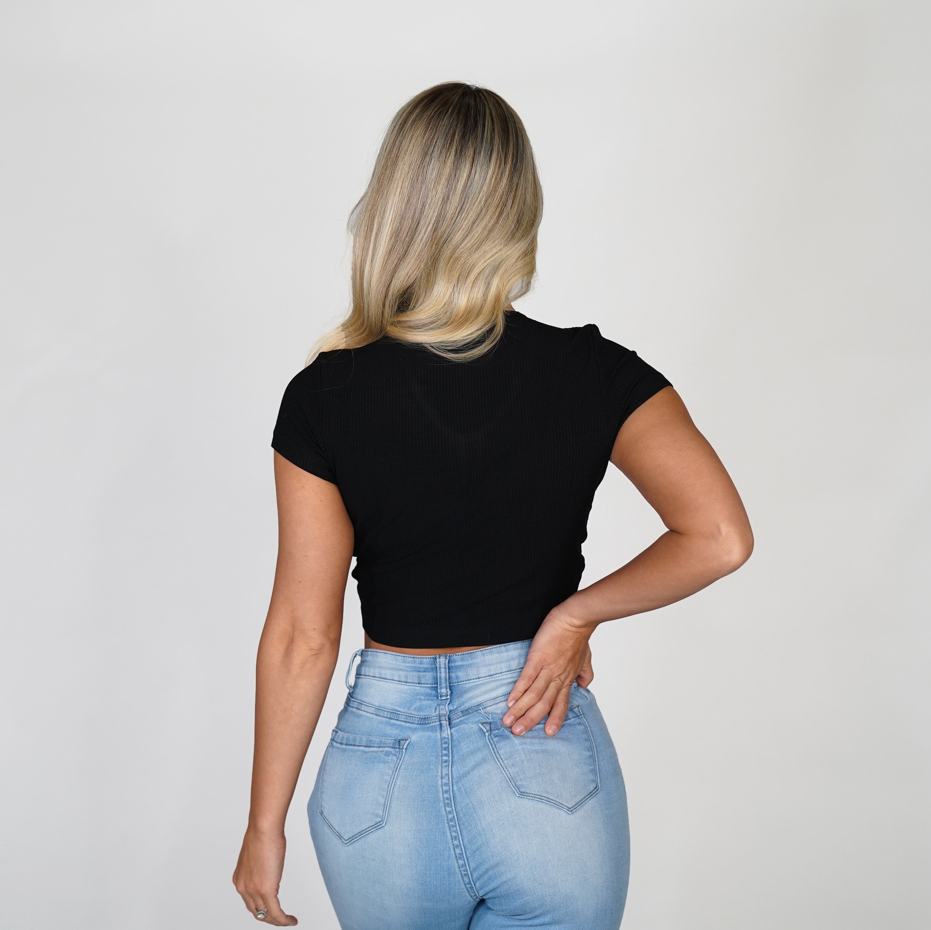 Black Pulling Strings Tee Black | NVGTN Discount