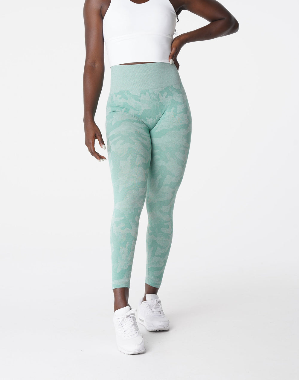 Sage Green Camo Seamless Leggings Sage Green | NVGTN Online Shop