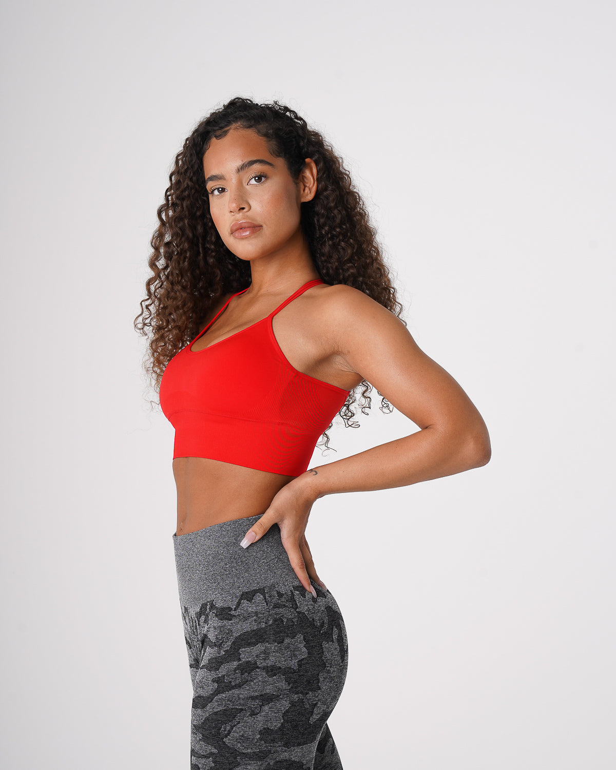 Scarlet Flourish Seamless Bra Scarlet | NVGTN Online Shop