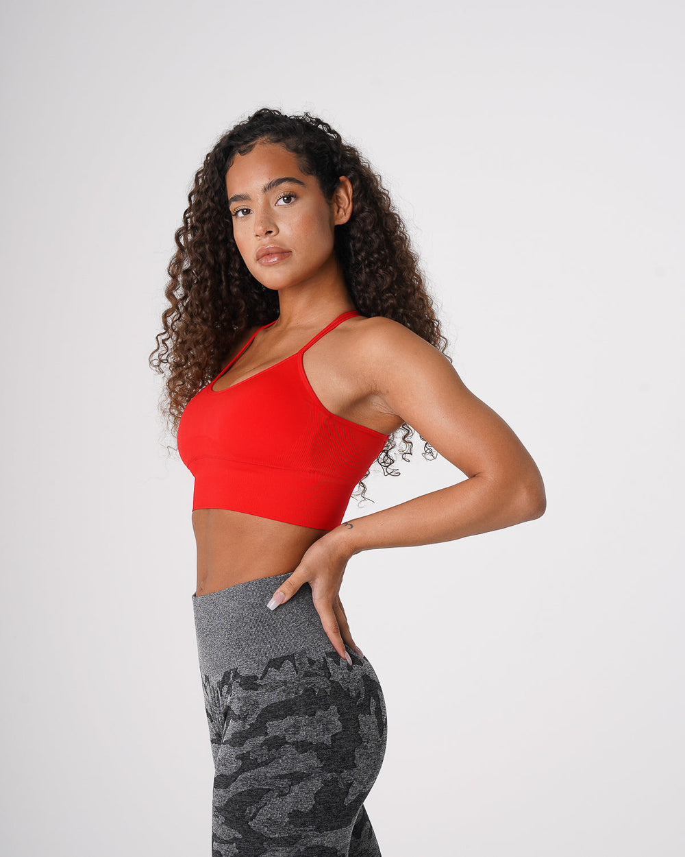 Scarlet Flourish Seamless Bra Scarlet | NVGTN Online Shop