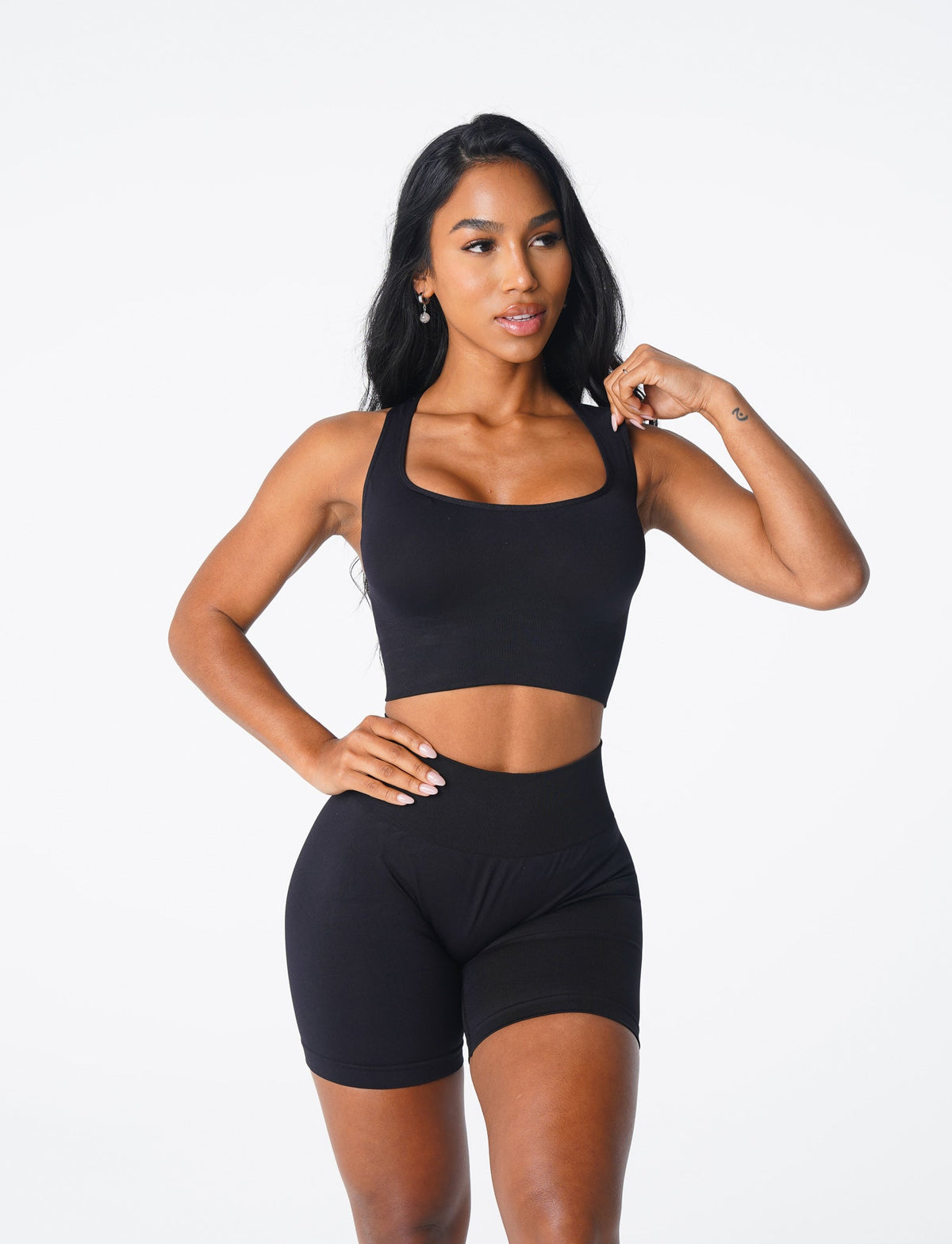 Black Ignite Seamless Bra Black | NVGTN Online Shop