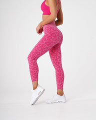 Fuchsia Leopard Seamless Leggings Fuchsia | NVGTN Near Me