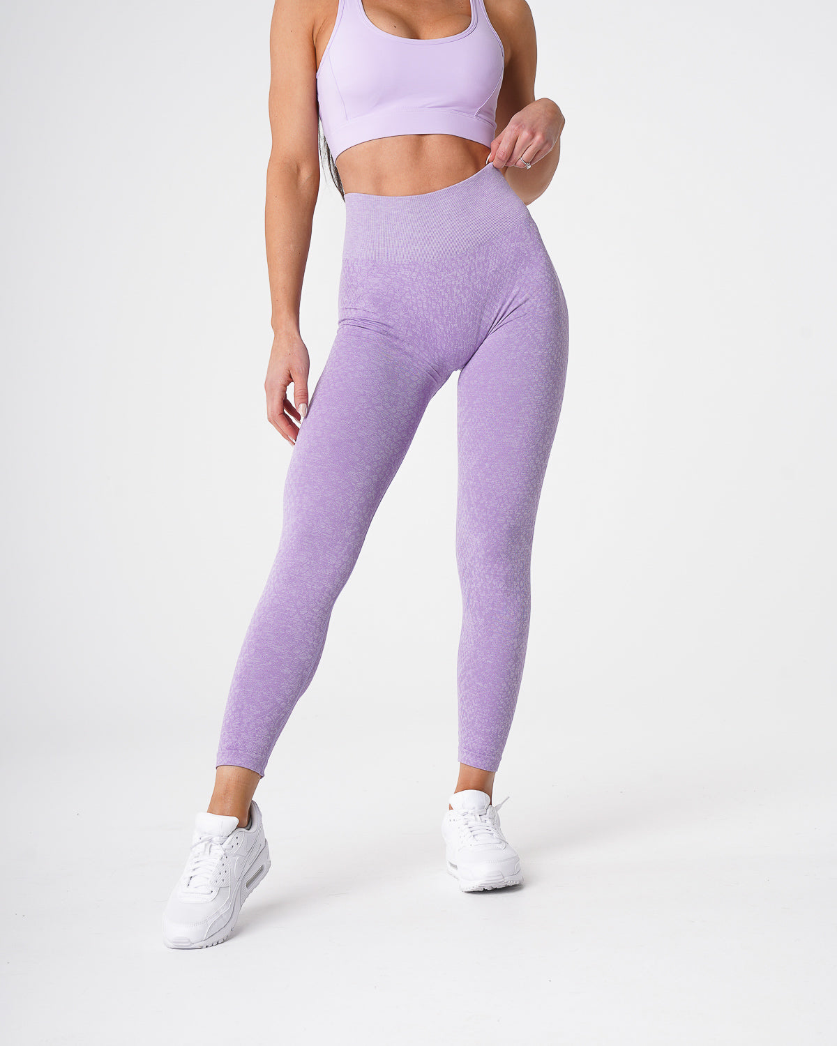 Lilac Snakeskin Seamless Leggings Lilac | NVGTN New