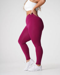 Berry Signature 2.0 Leggings Berry | NVGTN New