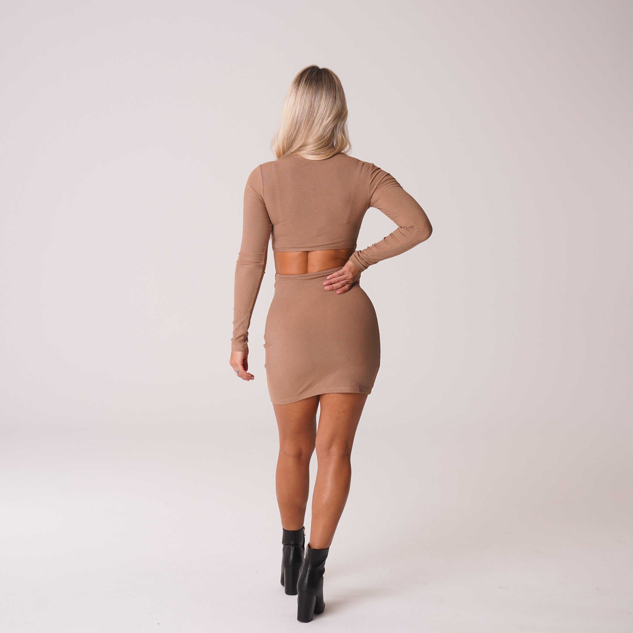Mocha Into You Ribbed Mock Turtleneck Midi Dress Mocha | NVGTN Outlet