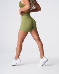 Olive Signature 2.0 Shorts Olive | NVGTN Sale