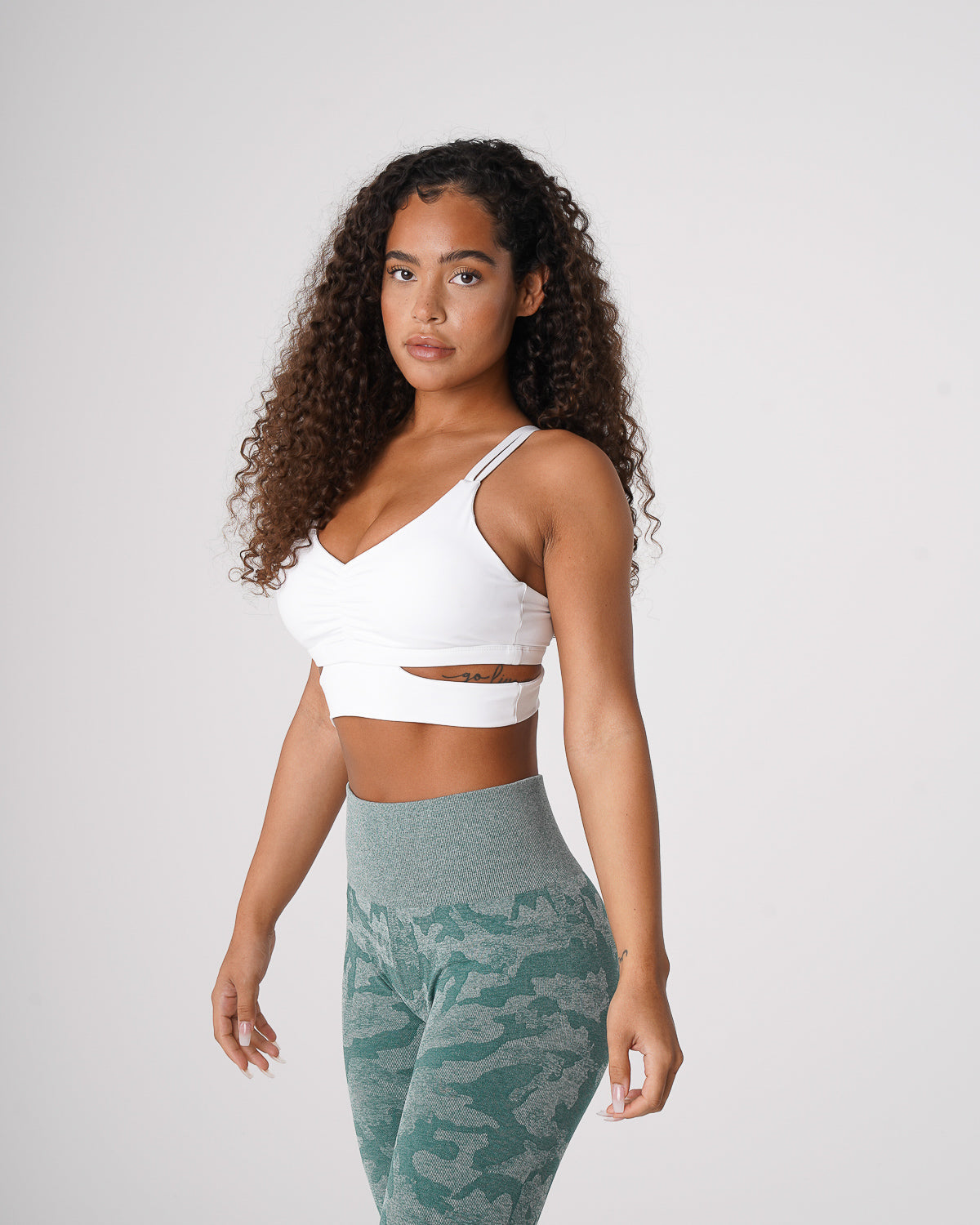 White Revolve Bra White | NVGTN Outlet
