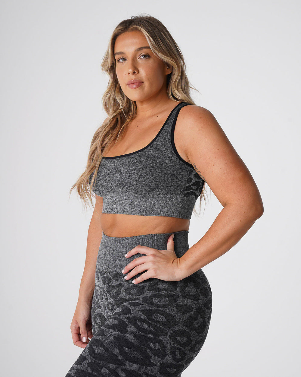 Black Speckled Leopard Eclipse Seamless Bra Black Speckled | NVGTN Discount