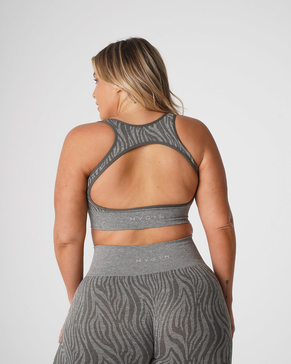 Khaki Green Zebra Eclipse Seamless Bra Khaki Green | NVGTN New