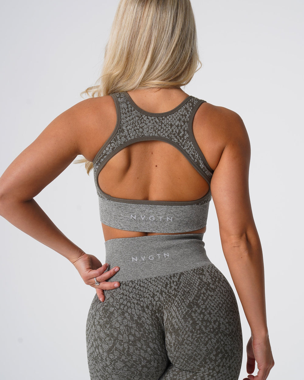 Khaki Green Snakeskin Eclipse Seamless Bra Khaki Green | NVGTN Online