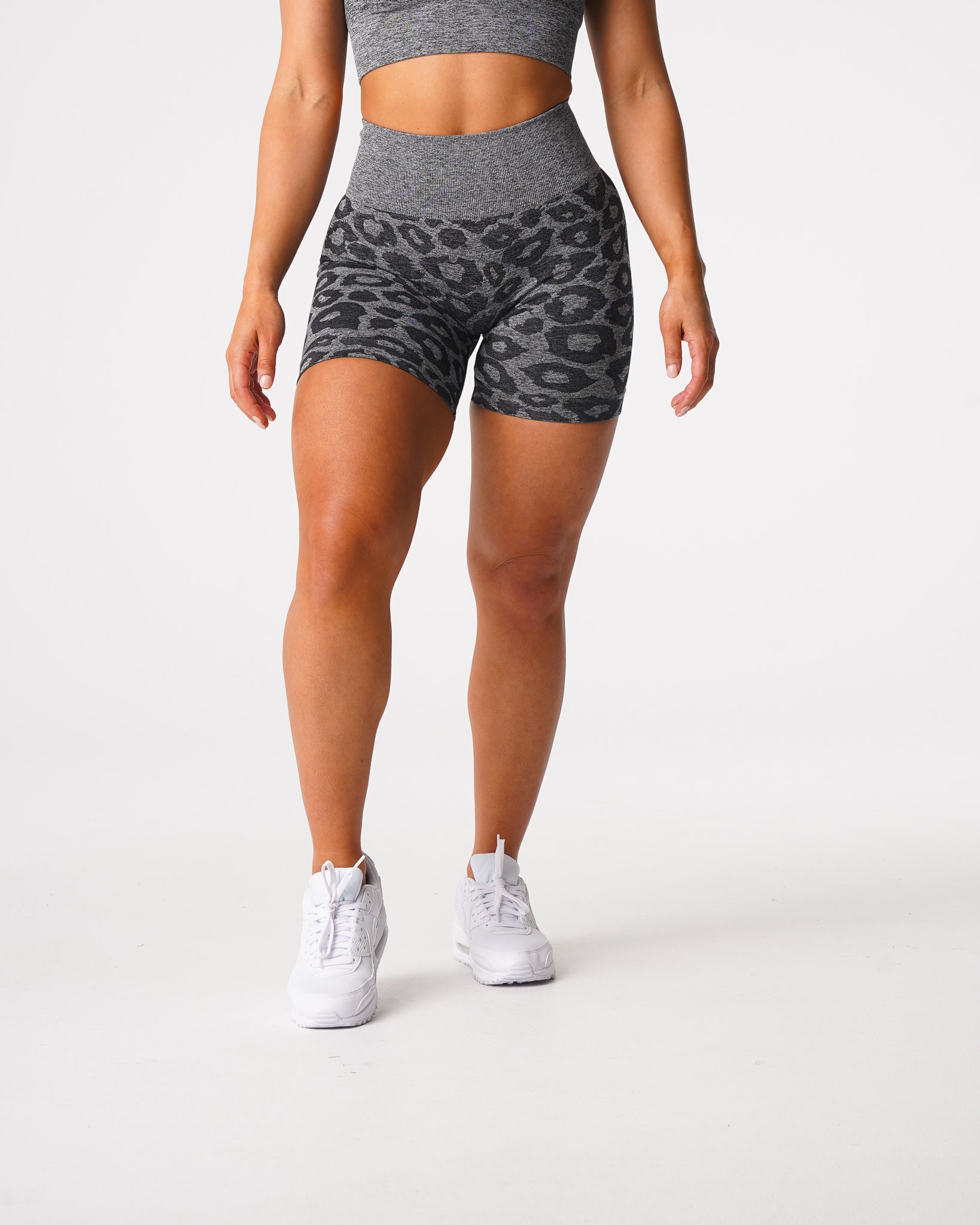 Black Speckled Leopard Seamless Shorts Black Speckled | NVGTN US