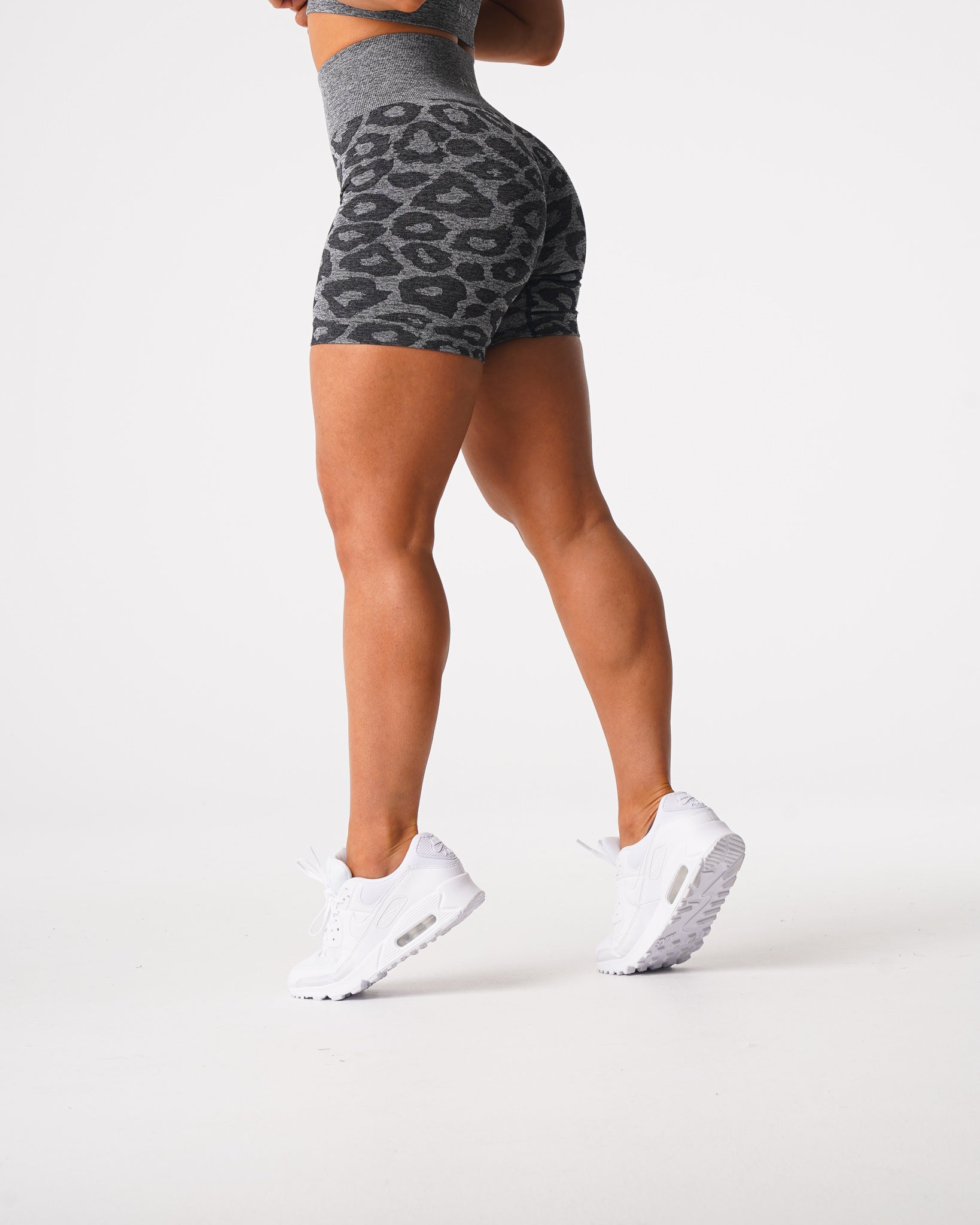 Black Speckled Leopard Seamless Shorts Black Speckled | NVGTN US