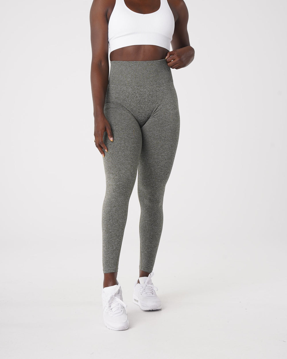 Khaki Green Scrunch Seamless Leggings Khaki Green | NVGTN Online