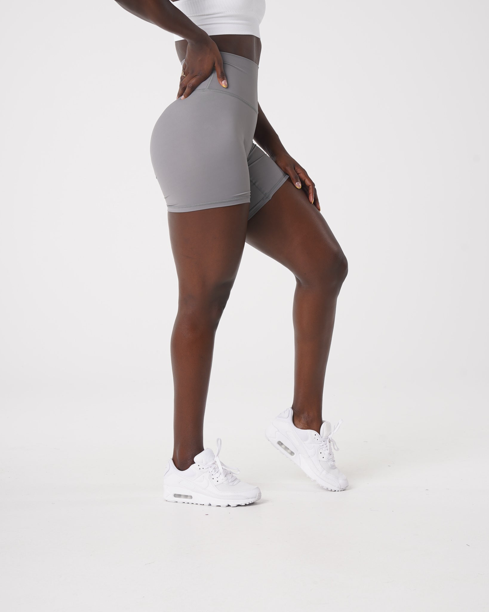 Grey Signature 2.0 Shorts Grey | NVGTN Outlet