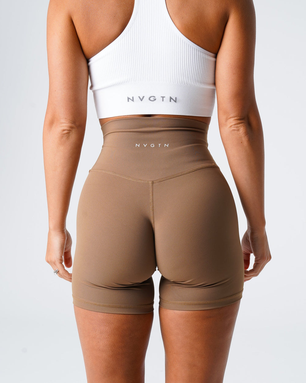 Mocha Signature 2.0 Shorts Mocha | NVGTN Online Shop