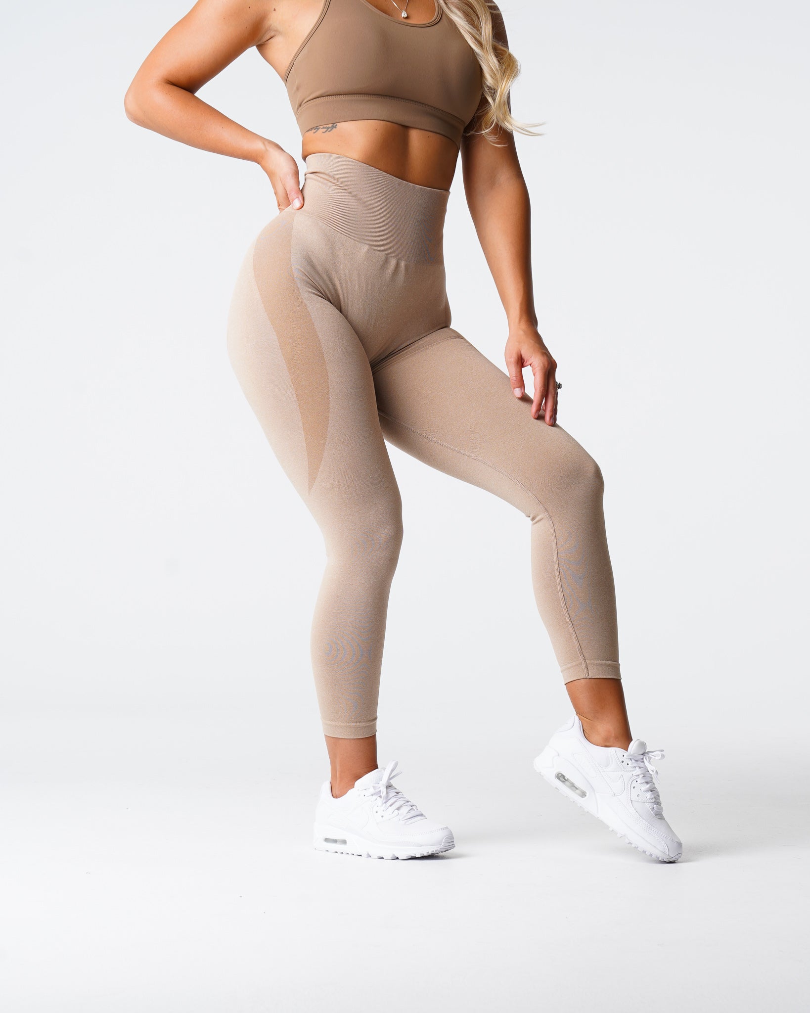 Beige Contour Seamless Leggings Beige | NVGTN Sale